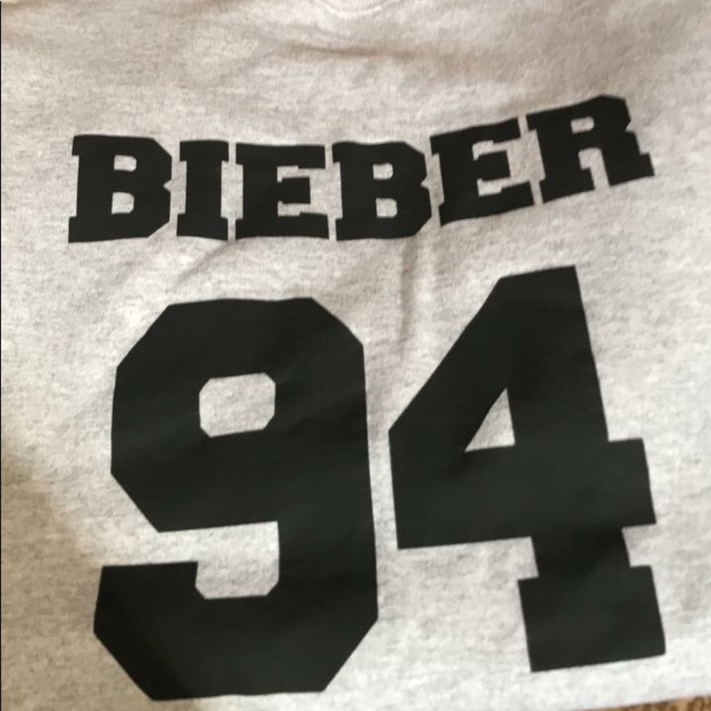 justin bieber sweatshirt worn once